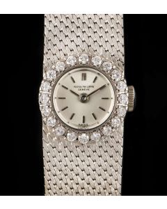 Patek Philippe Cocktail Vintage Women's 18k White Gold Silver Dial Diamond Set 3282/46
