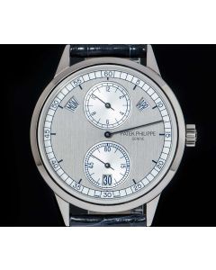 Patek Philippe Annual Calendar Regulator Men's 18k White Gold Silver Dial B&P 5235G-001